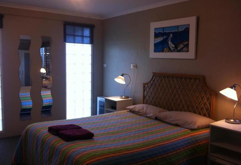 ホテル Telopea Court