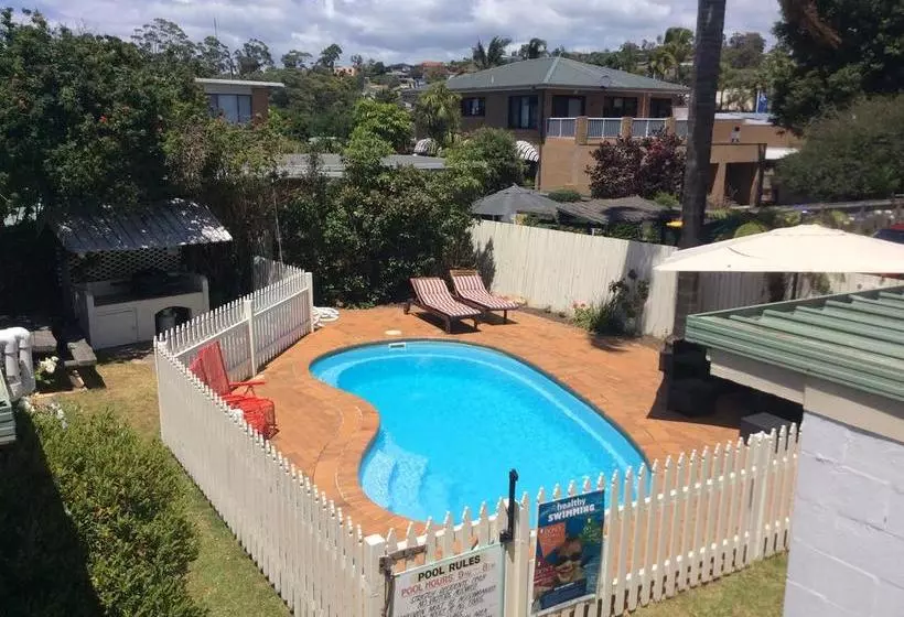 هتل Telopea Court