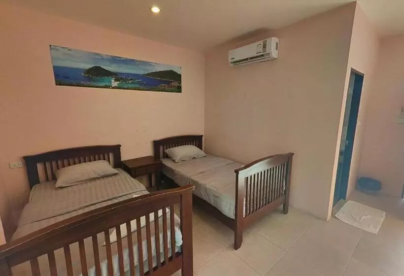 Пансион Moon Travel Phangan