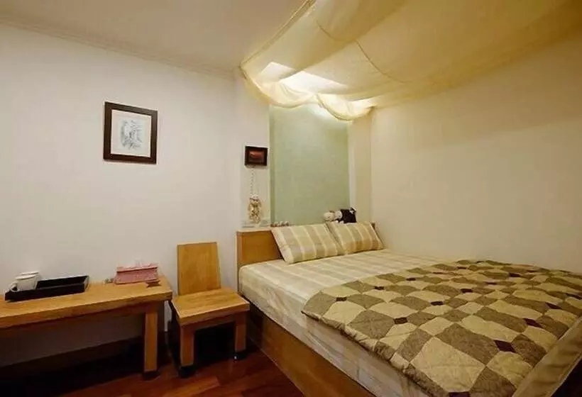 پانسیون Wensing House