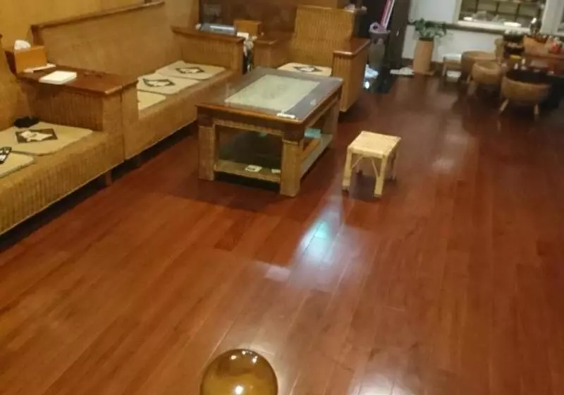 پانسیون Wensing House