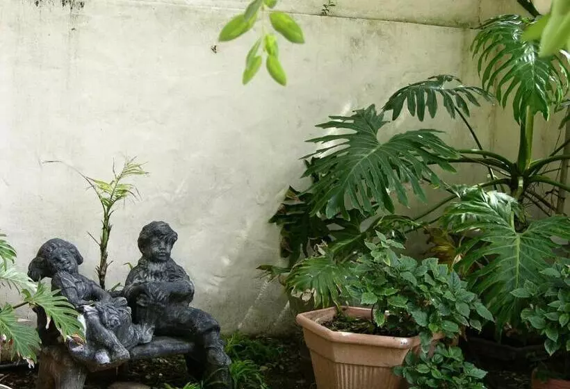 بنسيون Whale Watchers Inn