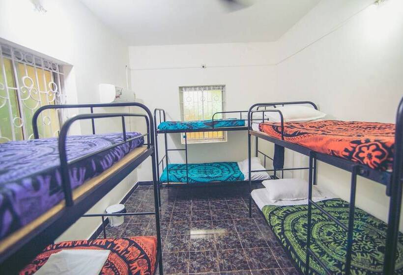Roadhouse Hostels Anjuna Goa