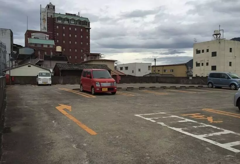 הוסטל Beppu Rojiura Stay&sauna