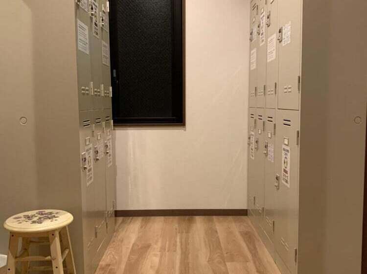 הוסטל Beppu Rojiura Stay&sauna