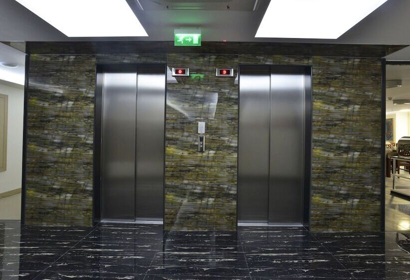 בית מלון כפרי Arus