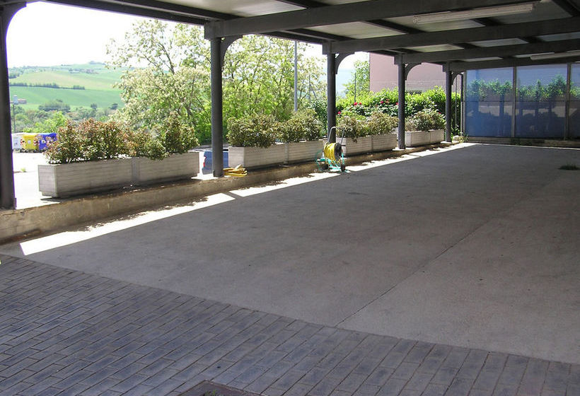 ホテル Albergo Le 2 Rose