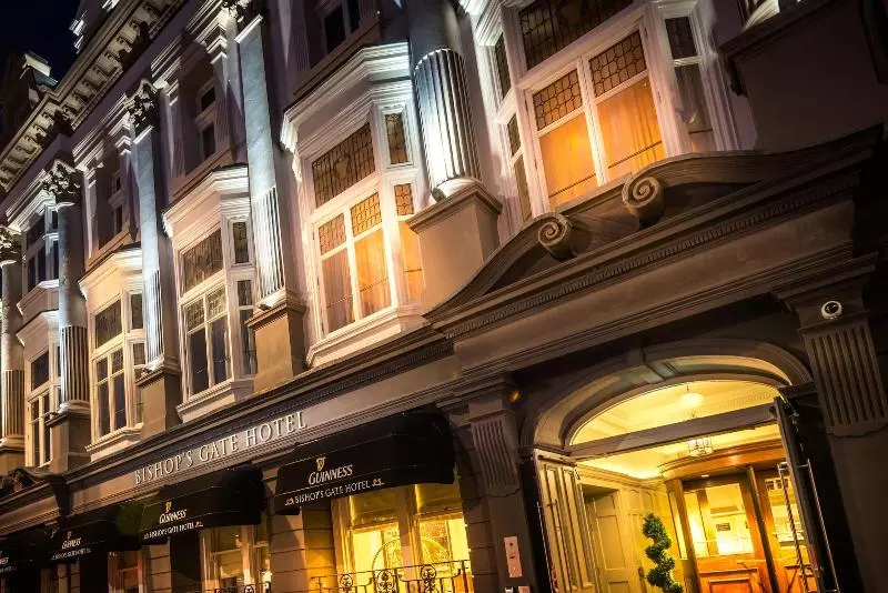 هتل Bishop S Gate