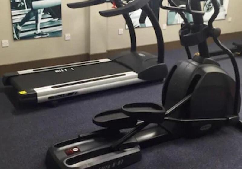 Отель Bishop S Gate