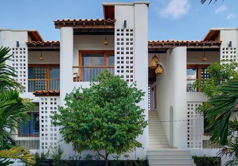 هتل Canary Guesthouse