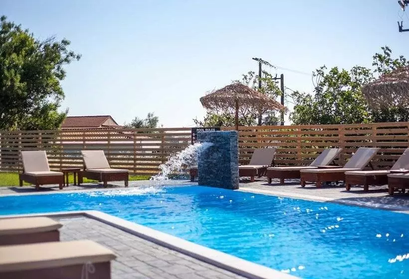 בית מלון כפרי Essential Summer Adults Only