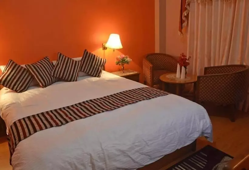 هتل Kathmandu Prince