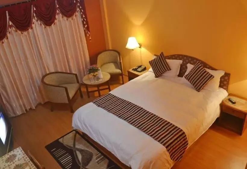 هتل Kathmandu Prince