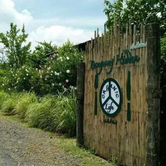 Hotelli Moonlight Cottage Phuket