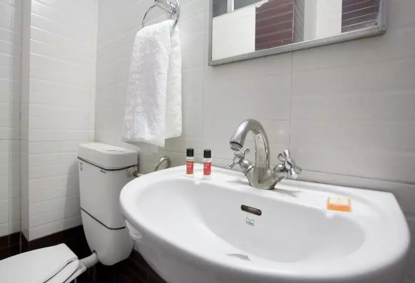 酒店 Oyo Rooms Hasanpura Flyover