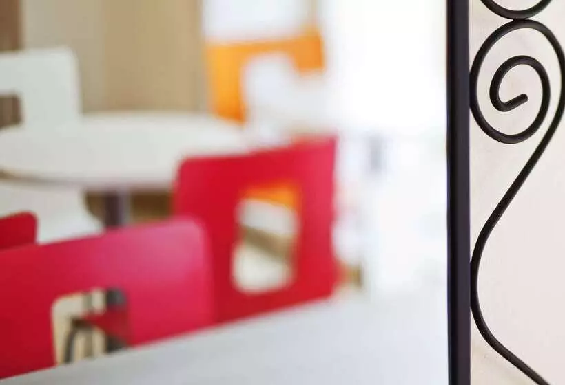 Fast Hotel Les Ulis   Courtabœuf