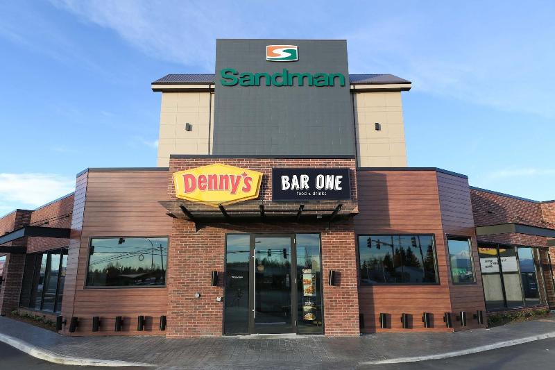 Sandman Hotel Abbotsford Airport