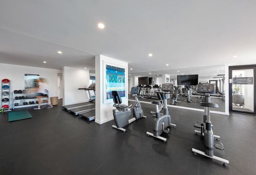 Отель The Johnson Brisbane   Art Series