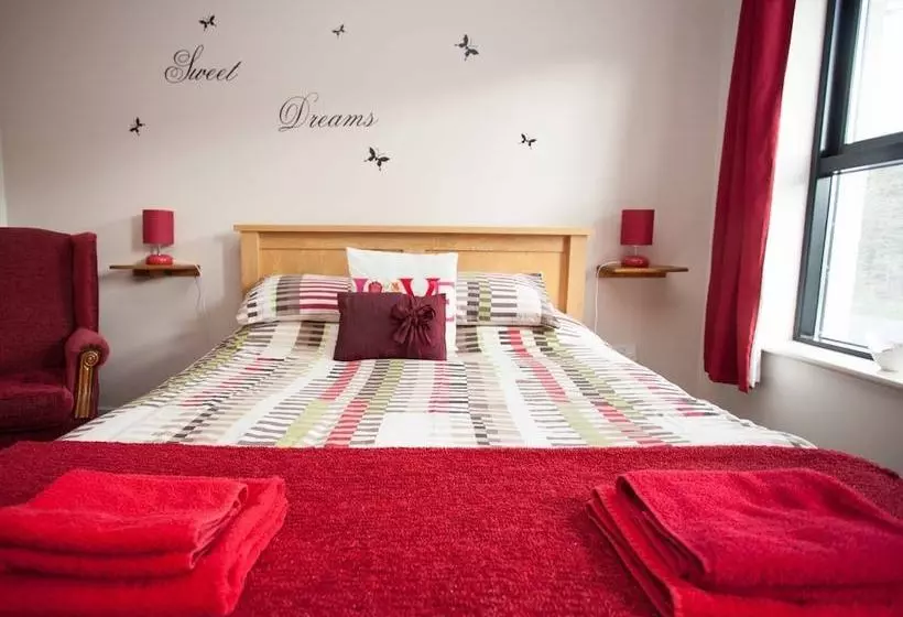 酒店 The Lamb And Flag