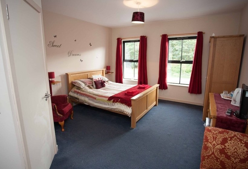 酒店 The Lamb And Flag