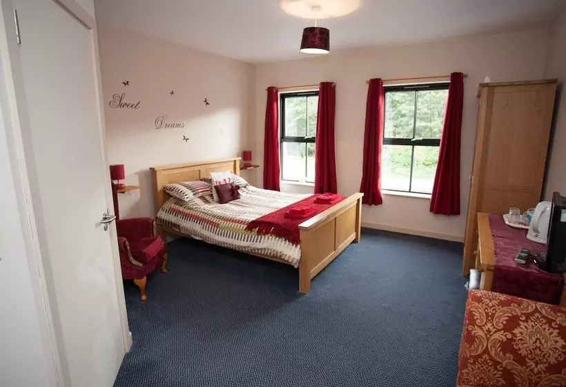 酒店 The Lamb And Flag