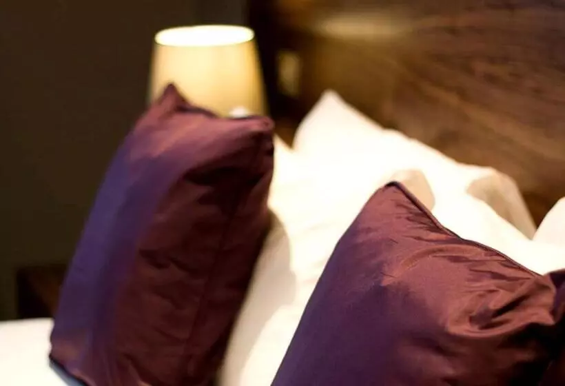 酒店 The White Hart