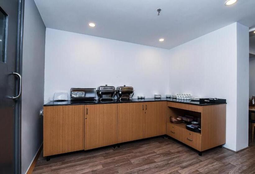 酒店 Townhouse C Scheme Ahinsa Circle