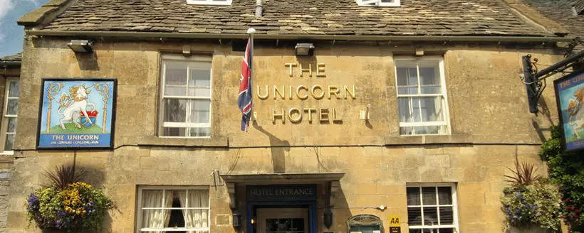 ホテル Serviced Guest Apartsuites The Unicorn