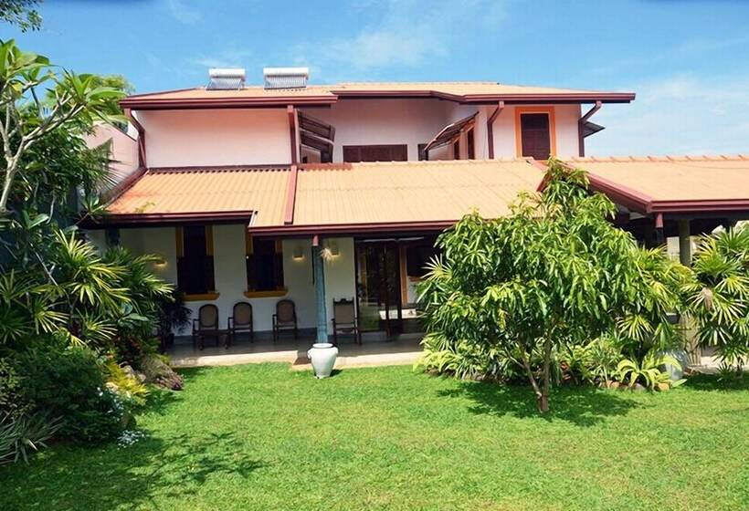 ペンション Bloomsbury Holiday Resort & Spa