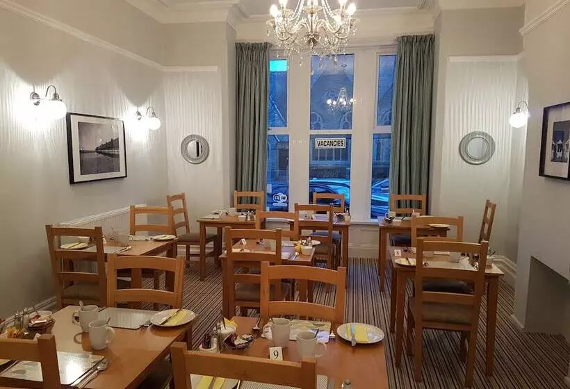 Pension (Hôtel basse catégorie) The Sea Croft Bed Breakfast & Bar St Annes