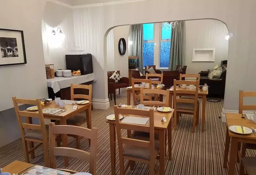 Pension (Hôtel basse catégorie) The Sea Croft Bed Breakfast & Bar St Annes