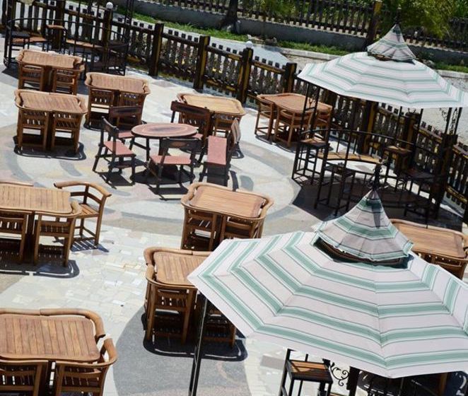 Yeob Bay Hotel & Resort