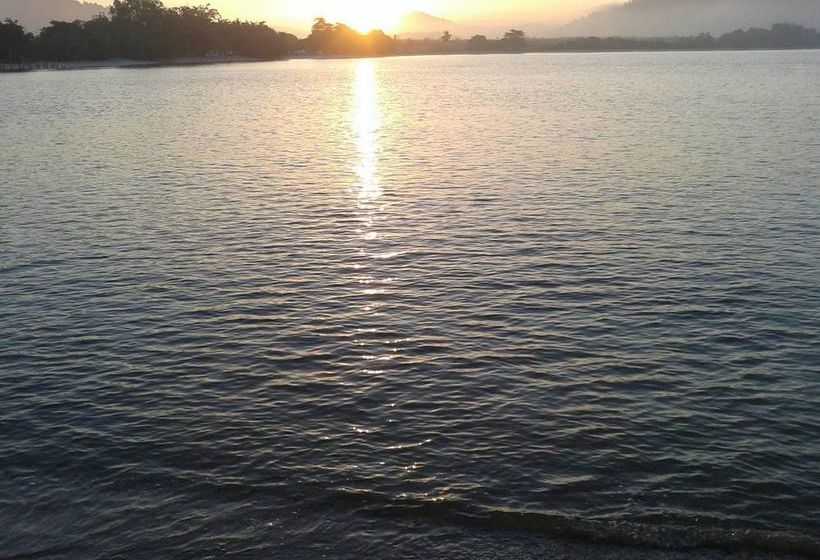 Yeob Bay Hotel & Resort