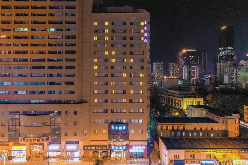 ホテル Ji  (shenyang Sanhao Street Shengjing Hospita