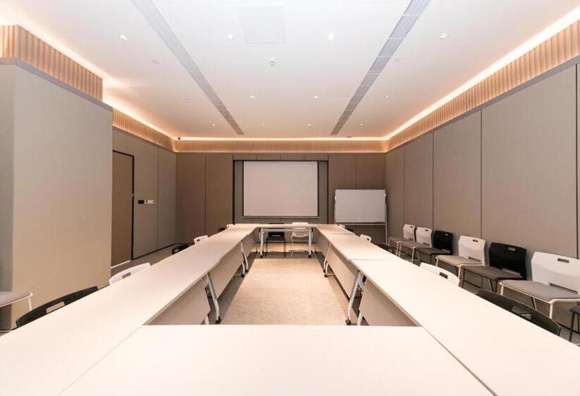 Ji Hotel Wuxi Railway Station