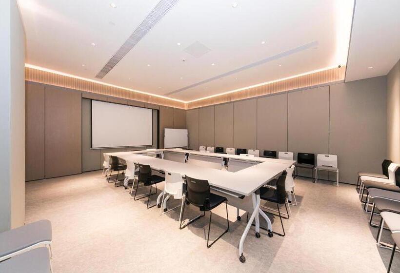 Ji Hotel Wuxi Railway Station