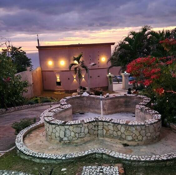 Boutique B & B At Stonevillage