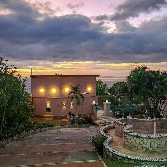 Boutique B & B At Stonevillage