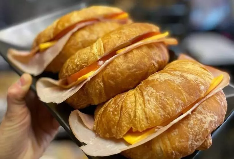 Hotelli Red Sands Accommodation Newman