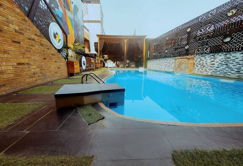 Olympus Hotel & Suites