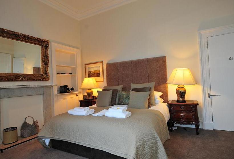 ベッドアンドブレックファースト Edinburgh Sixteen