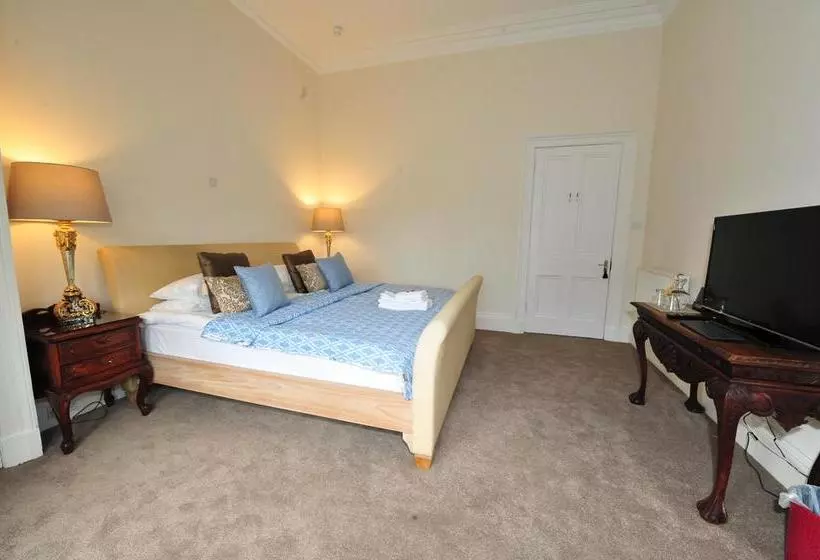 تختخواب و صبحانه Edinburgh Sixteen