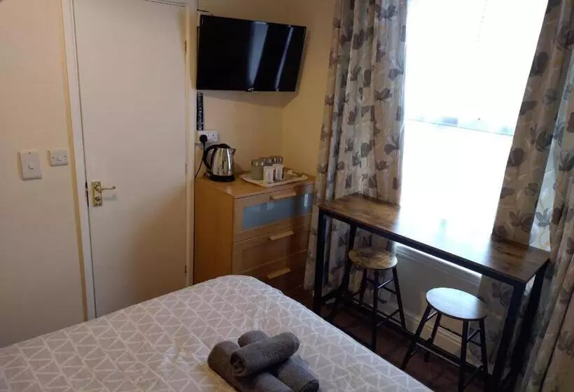 Aamiaismajoitus (B&B) Elm Tree Guest House