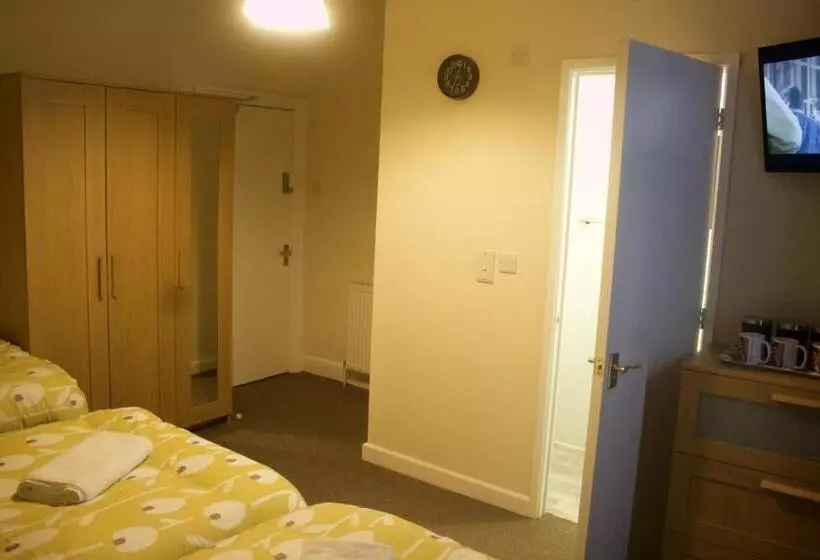 Aamiaismajoitus (B&B) Elm Tree Guest House