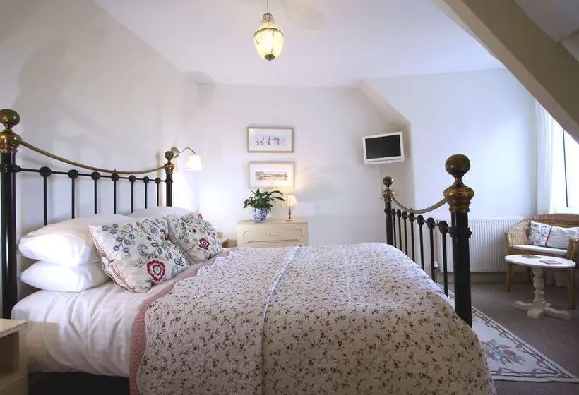 Bed and Breakfast Glencree House