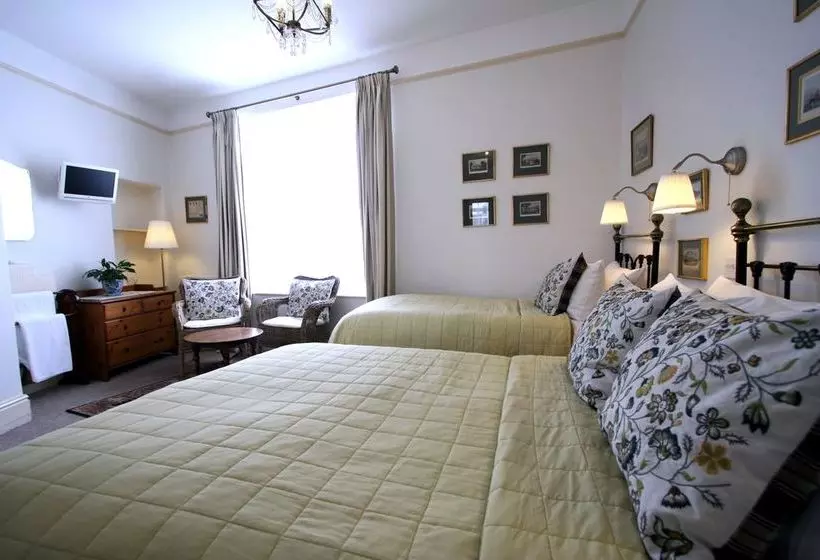 Bed and Breakfast Glencree House