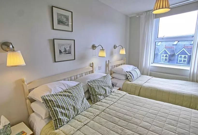 Bed and Breakfast Glencree House