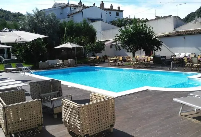 Hotelli Agriturismo Malena