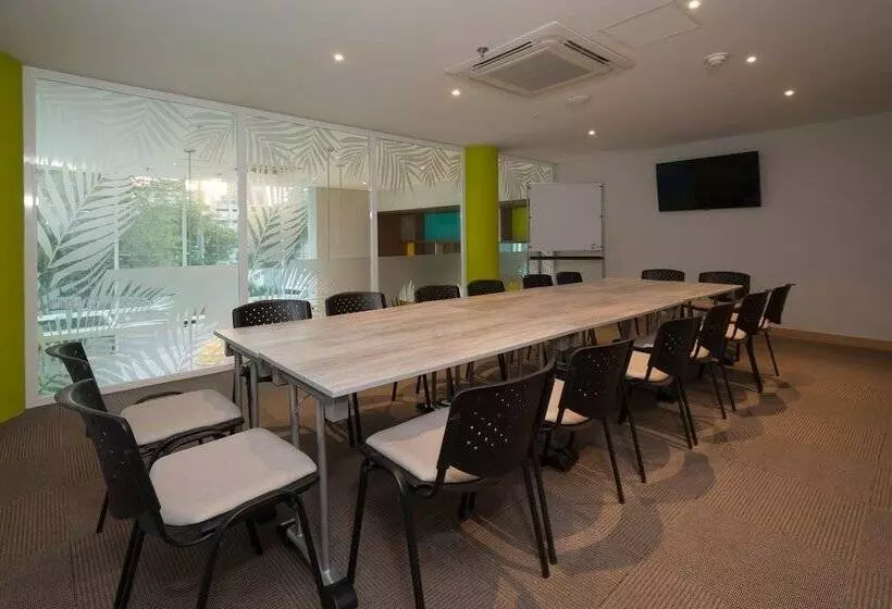 בית מלון כפרי Bh Barranquilla