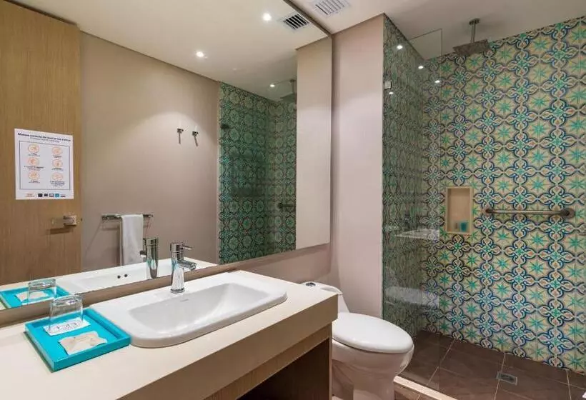 בית מלון כפרי Bh Barranquilla